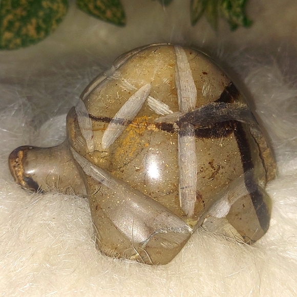 GLOWS UNDER UV LIGHT! Septarian Crystal Turtle Metaphysical Properties - Picture 1 of 7